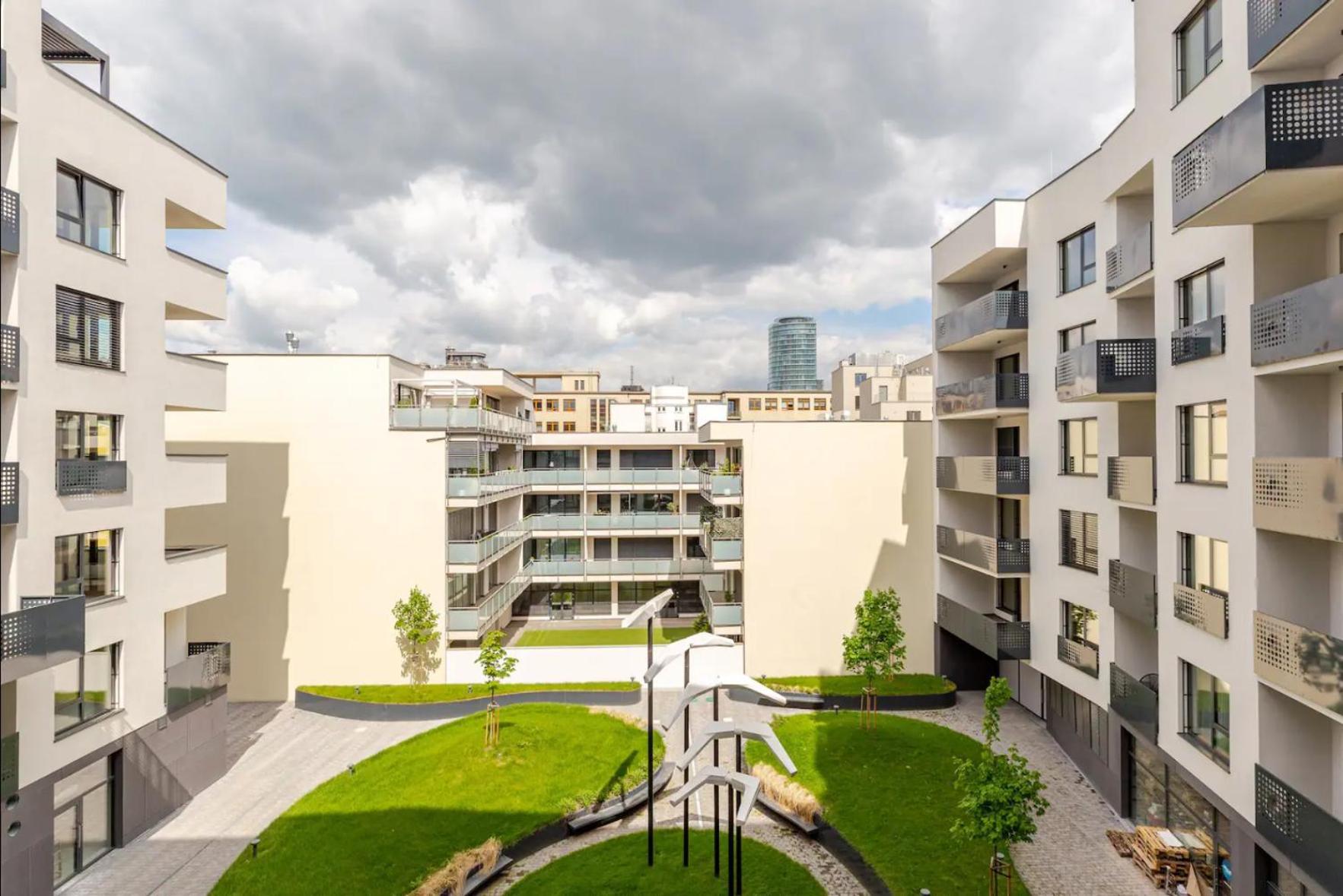 Magnolie Suite Presidential Garden Free Parking Bratislava Exteriér fotografie